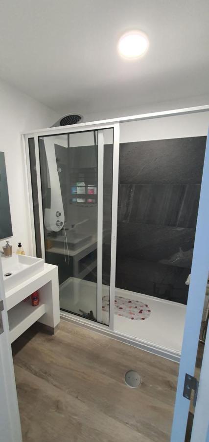 Apartamento T2-5M Aeroporto Cr7 Santa Cruz  Exterior photo
